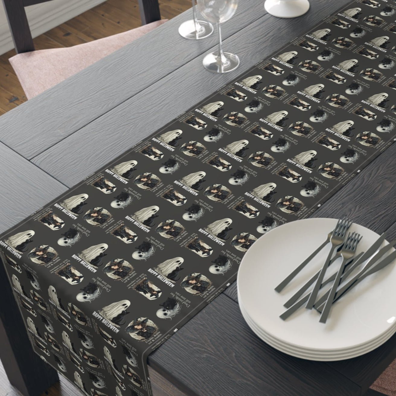 Cat Themed Halloween Table Runner for Festive Decoration